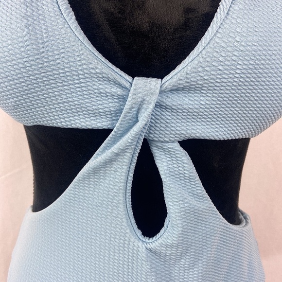 Zaful Light Blue Textured Cutout Women’s Swimsuit with Removable Pads - Picture 3 of 10